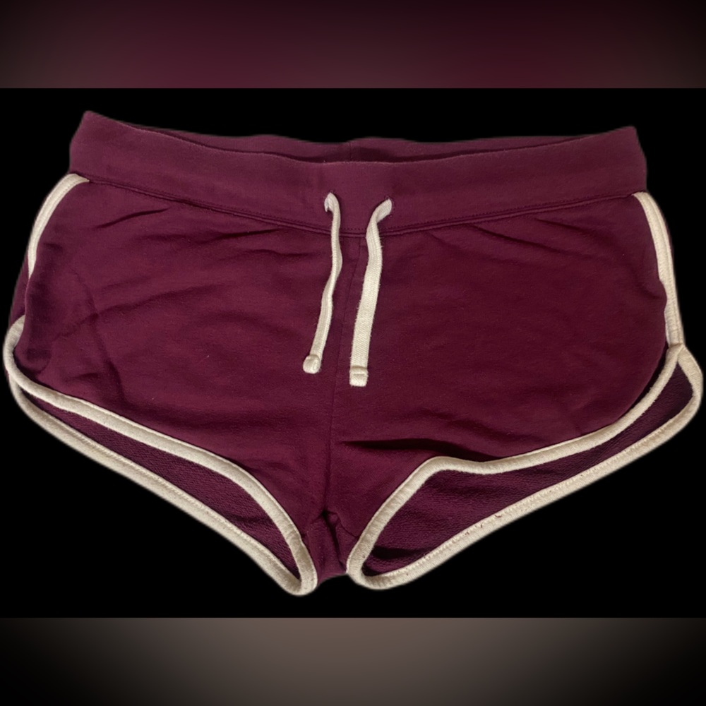 ❤️Divided By H&M Women’s Juniors Shorts Burgandy Natural Stripe M